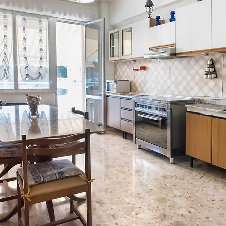 M340 - Marcelli, Accogliente Trilocale Fronte Mare Con Balcone Apartamento Marcelli