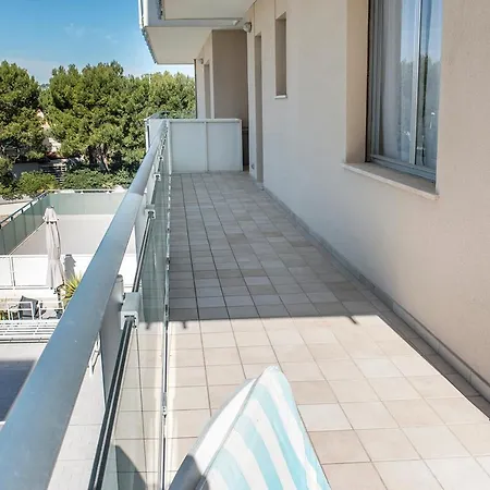 Apartment M340 - Marcelli, Accogliente Trilocale Fronte Mare Con Balcone