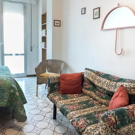 Appartamento M340 - Marcelli, Accogliente Trilocale Fronte Mare Con Balcone *