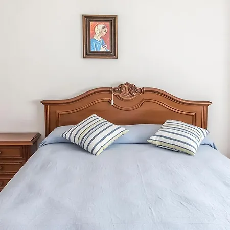 M340 - Marcelli, Accogliente Trilocale Fronte Mare Con Balcone * Marcelli