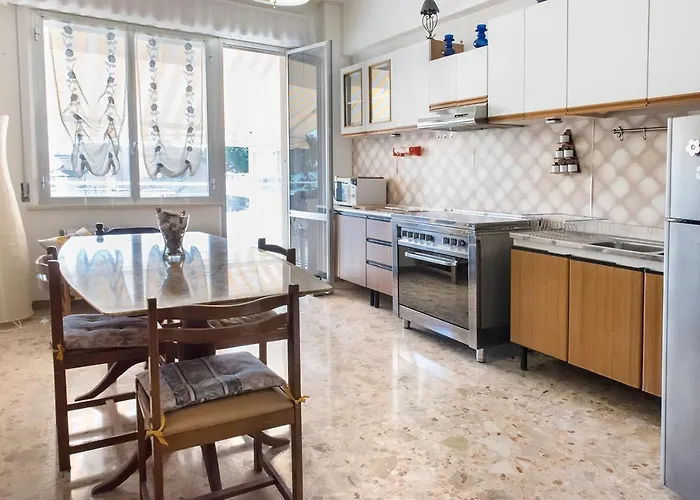 M340 - Marcelli, Accogliente Trilocale Fronte Mare Con Balcone Appartement Marcelli