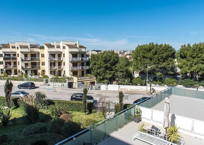 M340 - Marcelli, Accogliente Trilocale Fronte Mare Con Balcone Appartement *