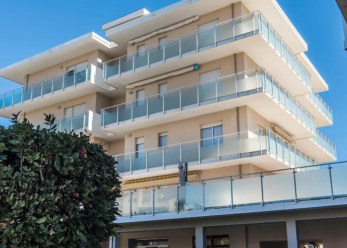 M340 - Marcelli, Accogliente Trilocale Fronte Mare Con Balcone Appartement Marcelli